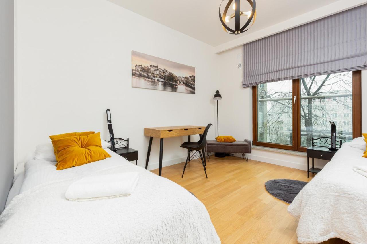 Park Arkadia Apartment With Parking Mokotow By Noclegi Renters Varsovie Extérieur photo