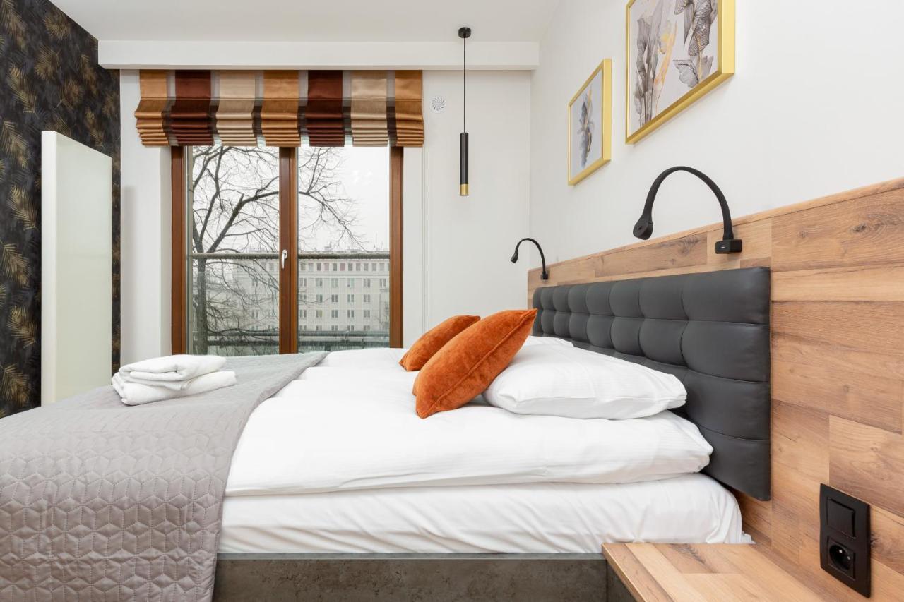 Park Arkadia Apartment With Parking Mokotow By Noclegi Renters Varsovie Extérieur photo